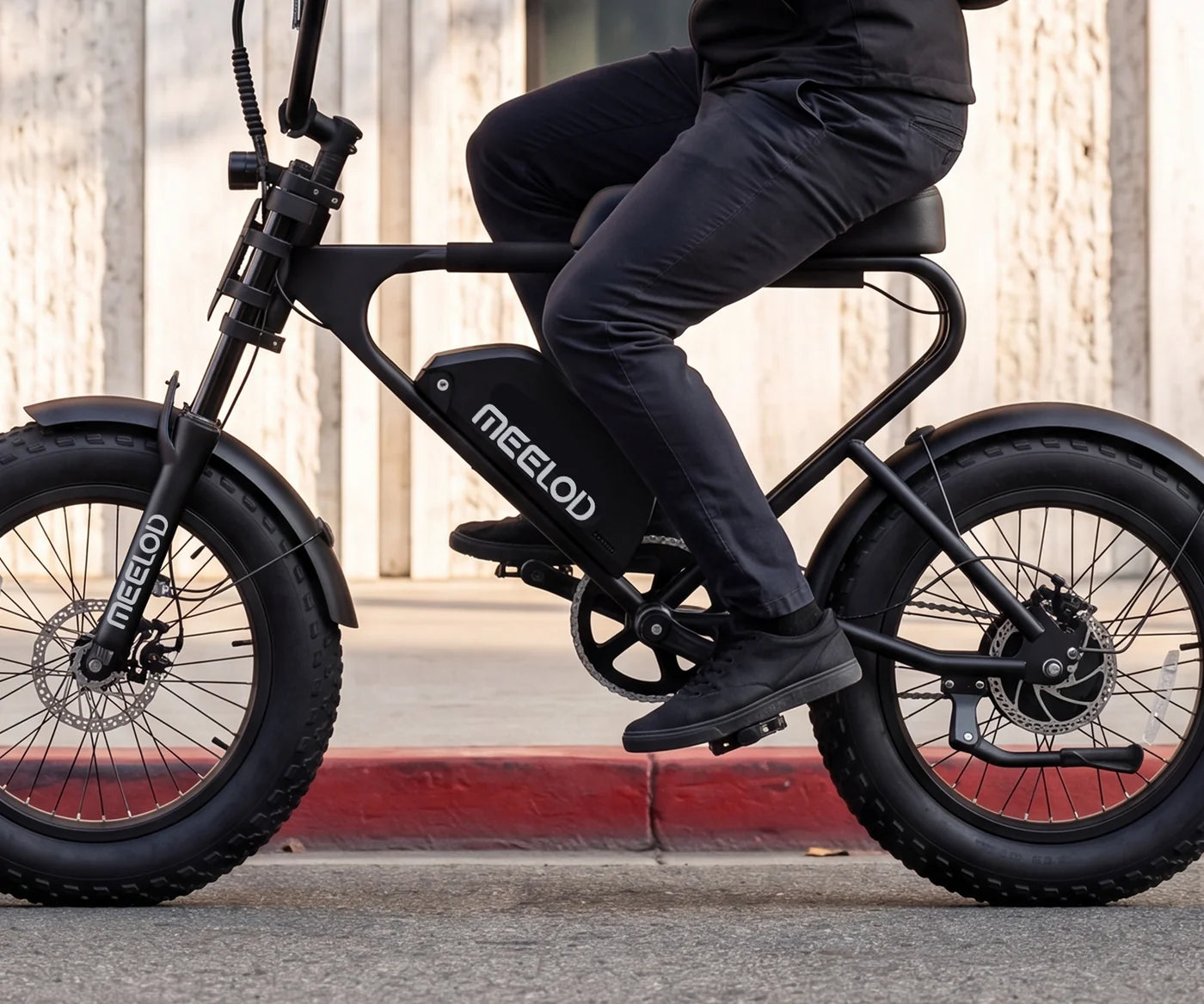 Meelod   DK200F   Moped-Style   Fat   Tire   Electric   Bike   for   Adults